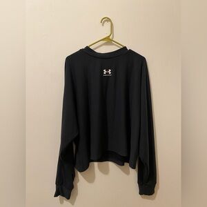 ✨under armour cropped long sleeve shirt✨